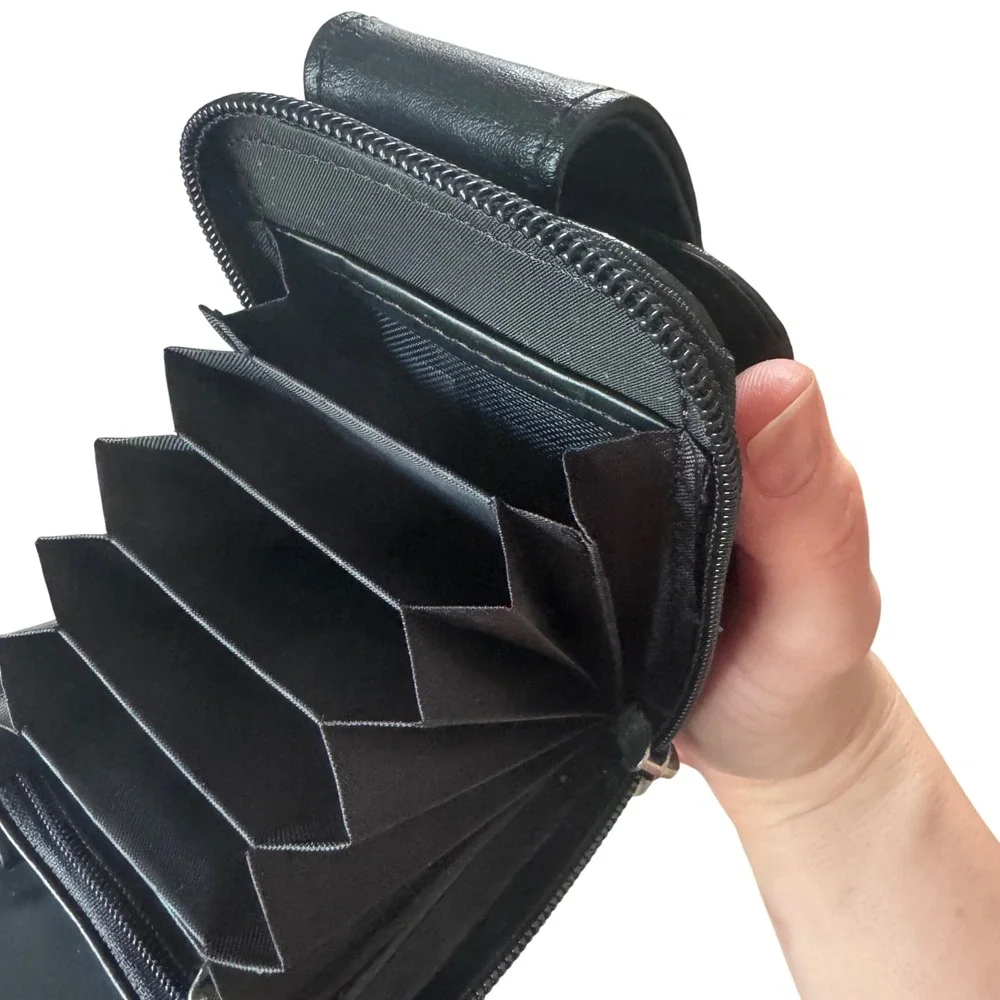 Buxton Black Leather Organizer Crossbody Wallet Purse Accordion Compartments